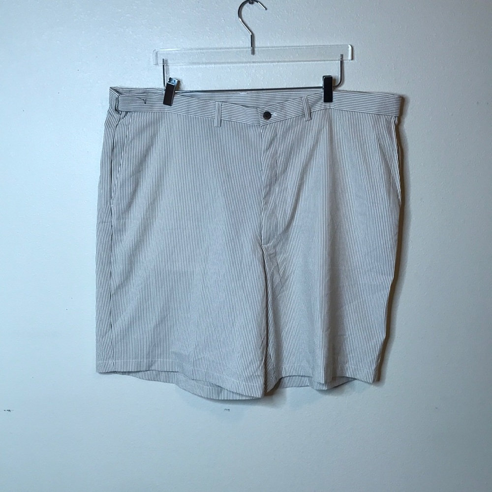 Haggar Sz 44 Stripes Khaki White